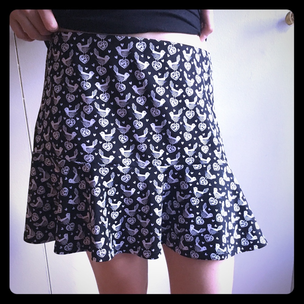 Aeropostale/Bethany Mota  Dove/Heart Skater Skirt